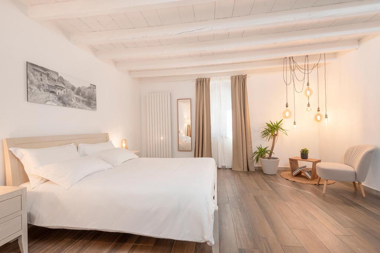 Porto Di Clanezzo Bed & Breakfast エクステリア 写真